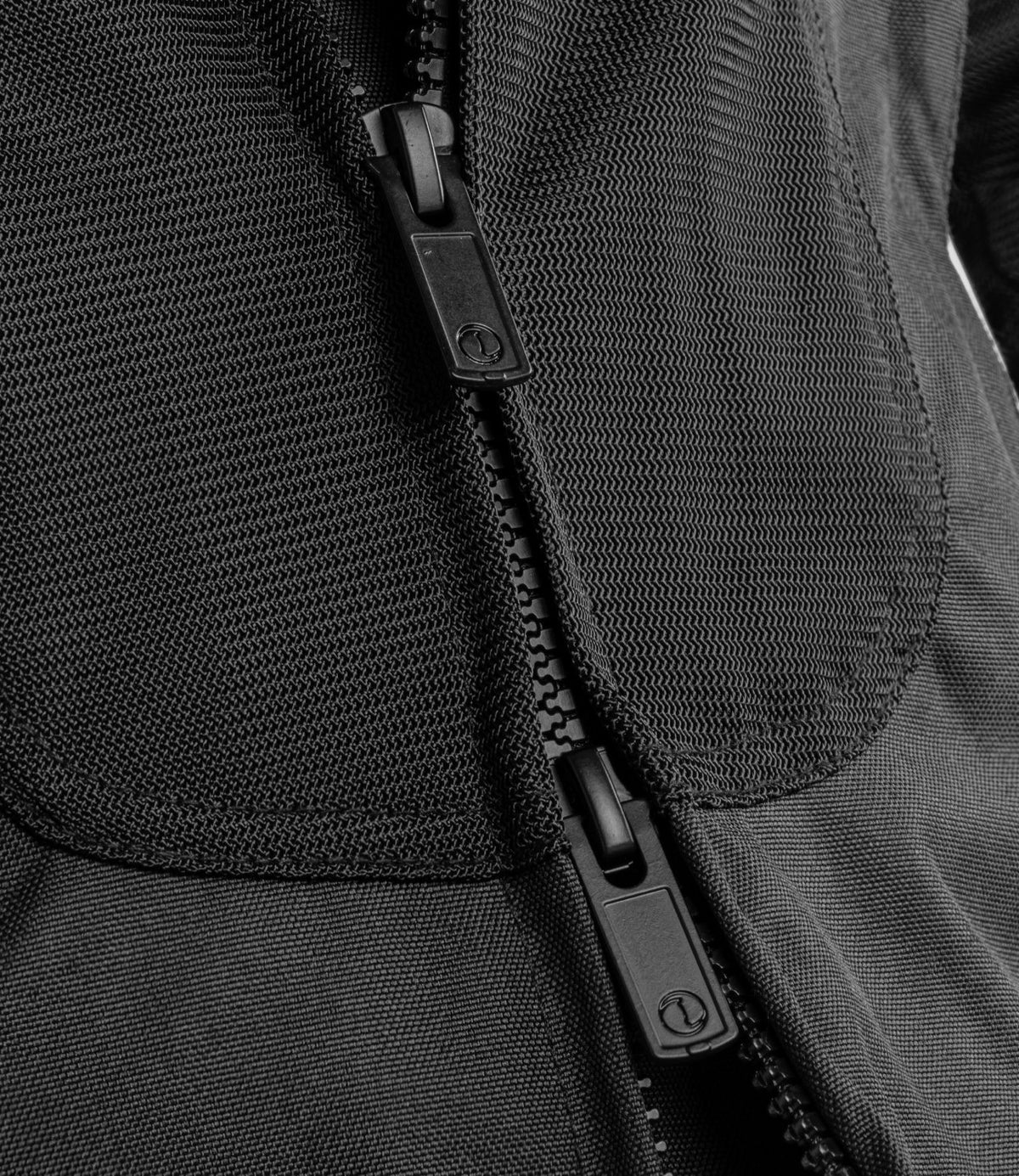 Rynox Tornado Pro 4 Jacket - Black White CE A